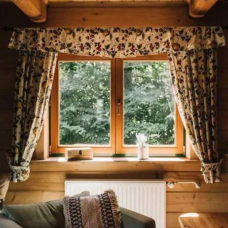 Lesnica Chalet