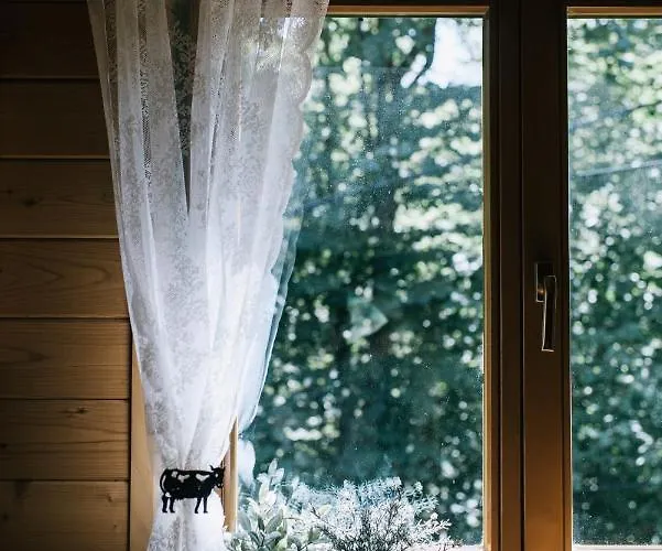 Lesnica בקתה ברנה